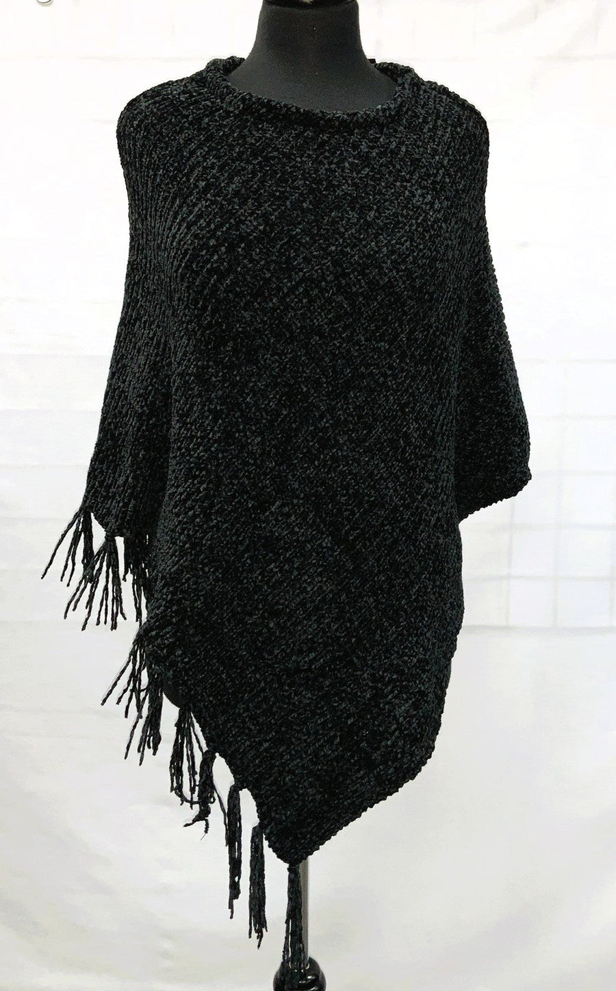F11761-1 - Poncho - Black