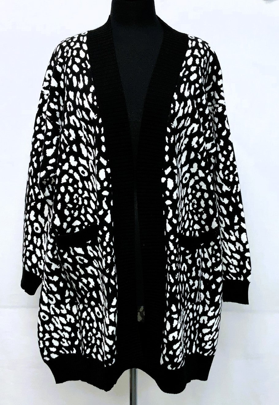 F11942-1-Sweater - Black