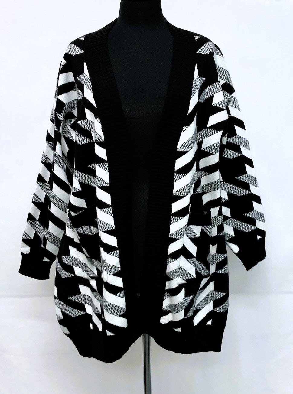 F11944-1-Sweater - B/W