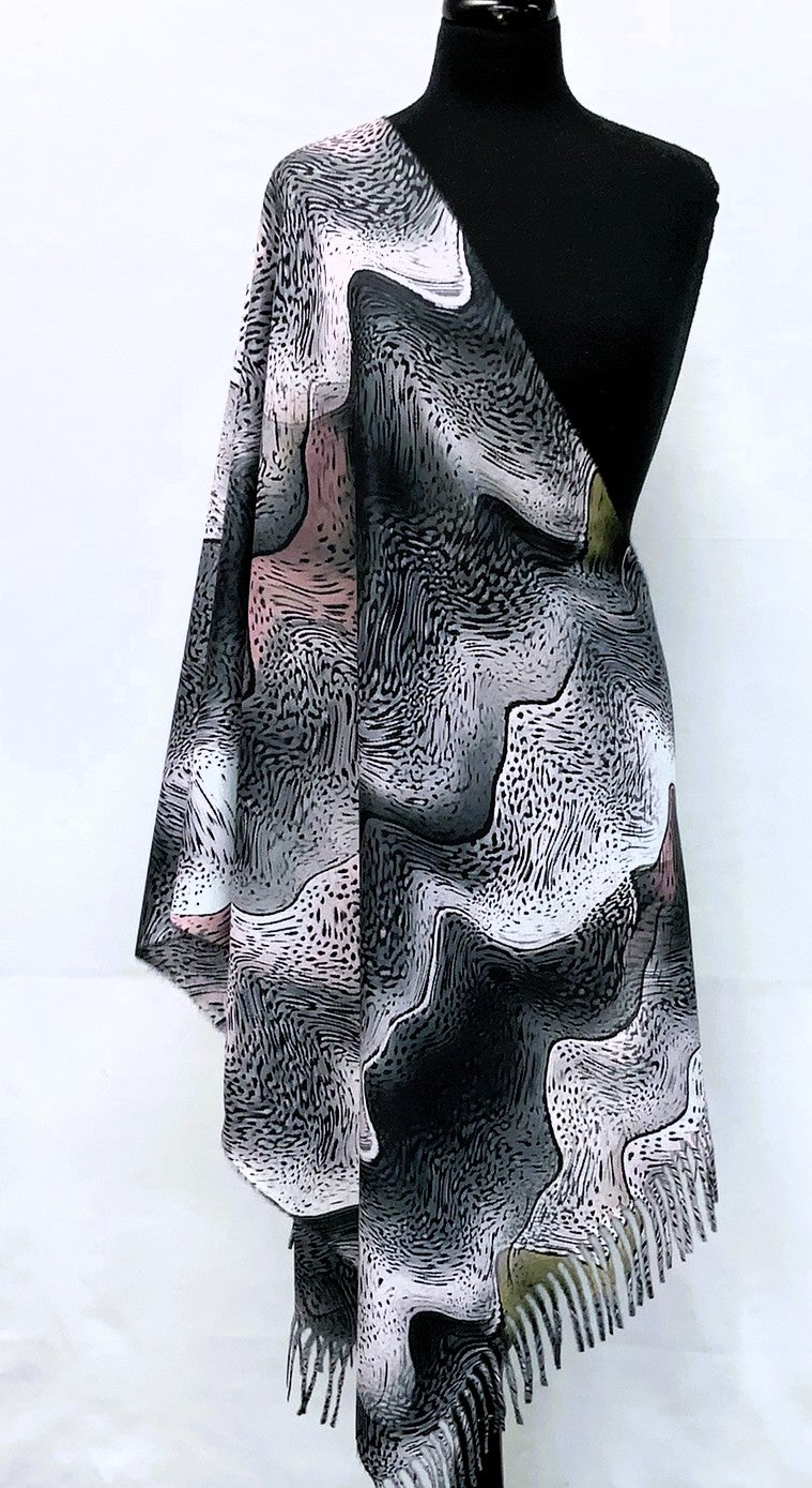 SD2620-1-Shawl- Mountain - Grey