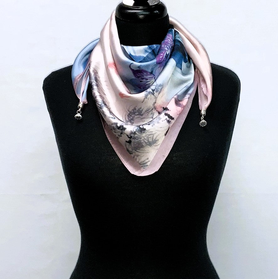 SM0070-Magnetic Scarf