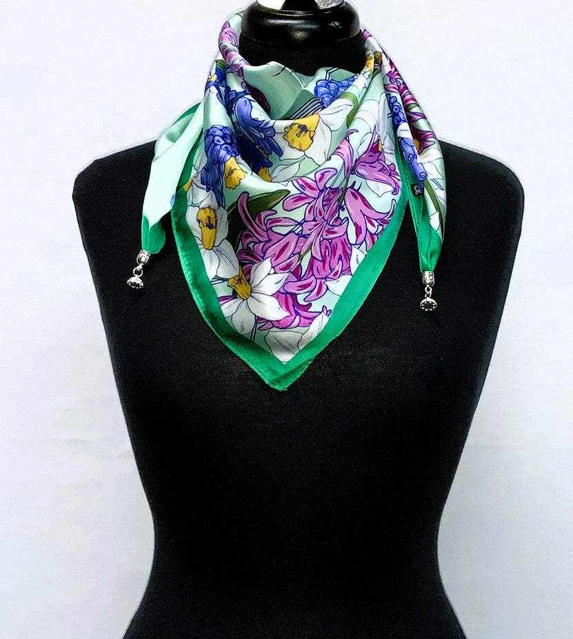 SM0073-Magnetic Scarf