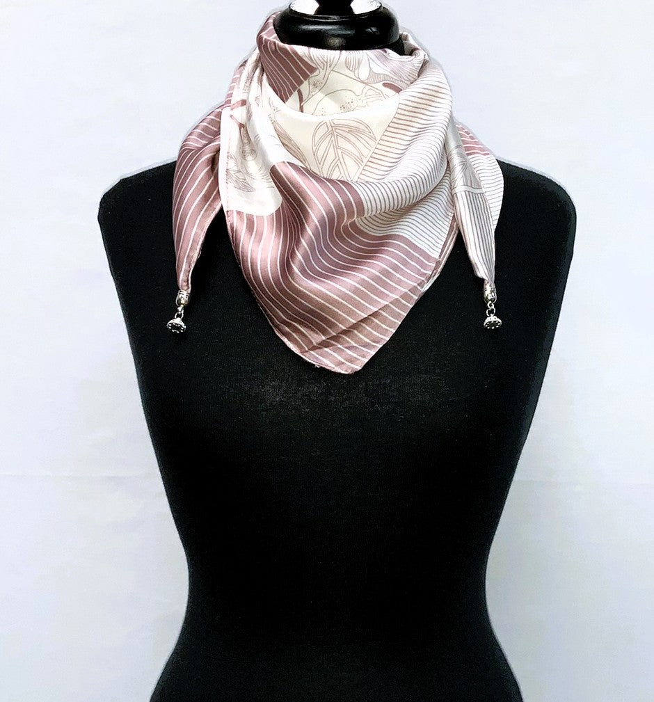 SM0075-Magnetic Scarf