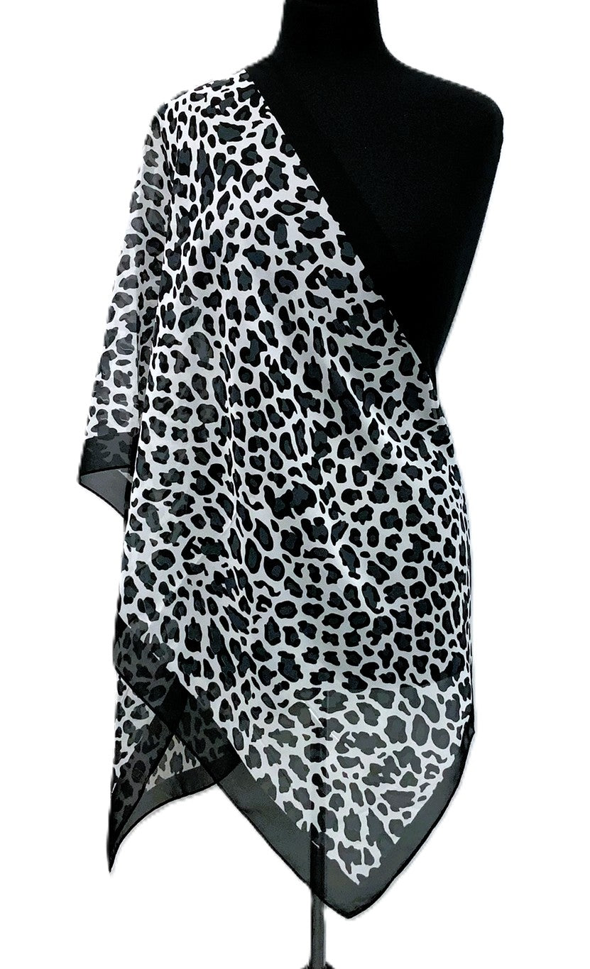SV1933-2-Scarves - Bk/Wh  Animal